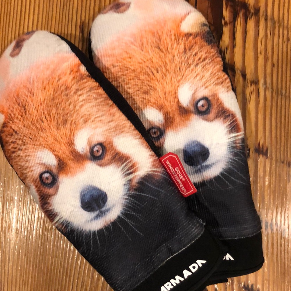 Red panda snowboard ski mittens